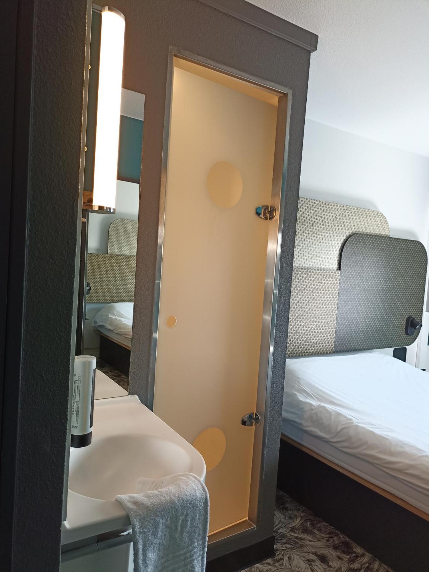B&B Hotel Calais Terminal Cite Europe 2 Etoiles Coquelles Dış mekan fotoğraf